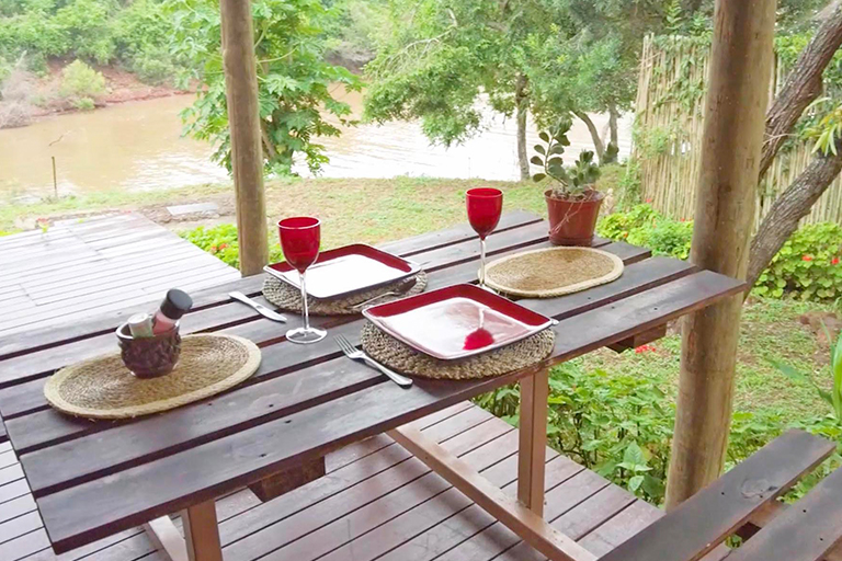 Ndlovu Lodge luxury accommodation, Royal Jozini Private Game Reserve, Lake Jozini, Eswatini