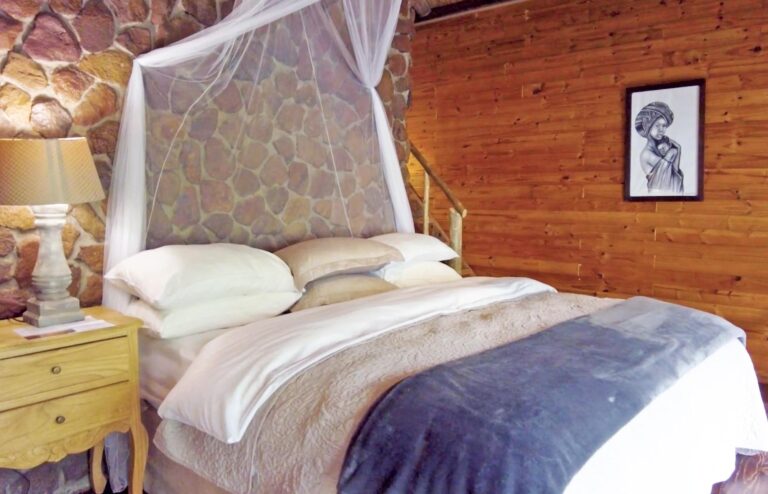 Kulabula Lodge luxury accommodation, Royal Jozini Private Game Reserve, Lake Jozini, Eswatini
