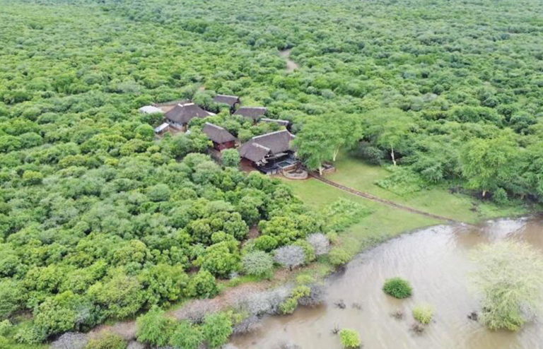 Kulabula Lodge luxury accommodation, Royal Jozini Private Game Reserve, Lake Jozini, Eswatini